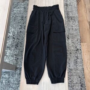 Athleta Girl Run Free Cargo Jogger